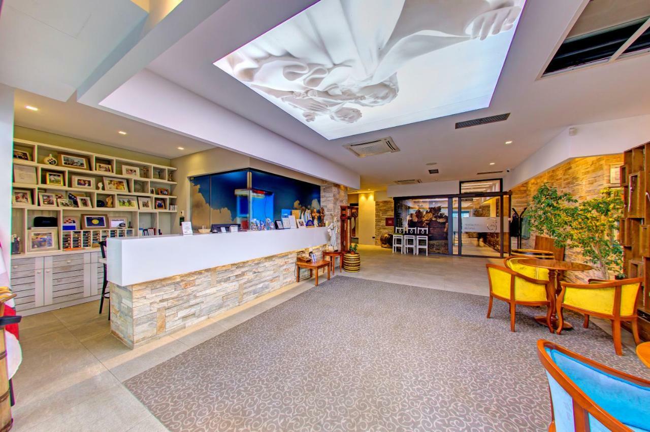Hotel Villa Regina Međugorje Exteriör bild